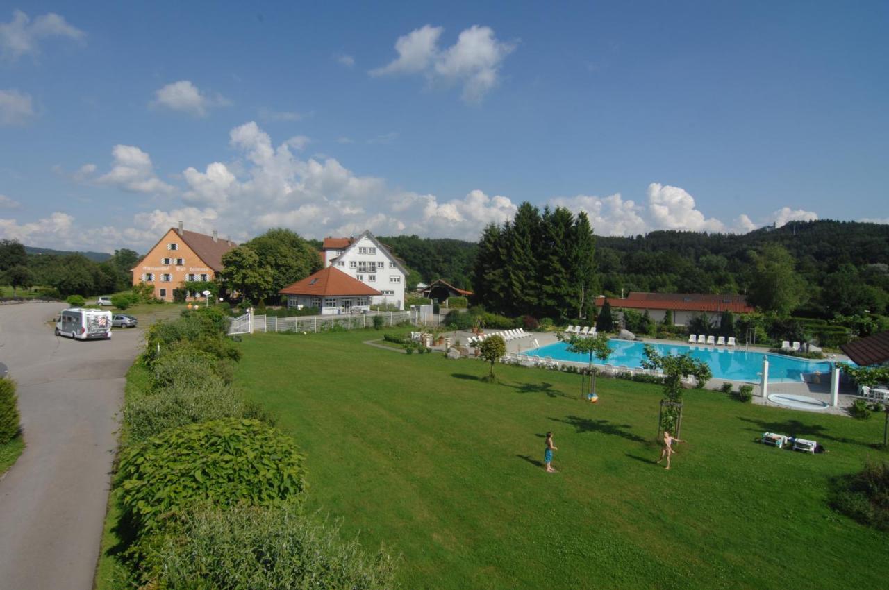 Landhotel Gutshof Camping Badhütten Tettnang Exterior foto